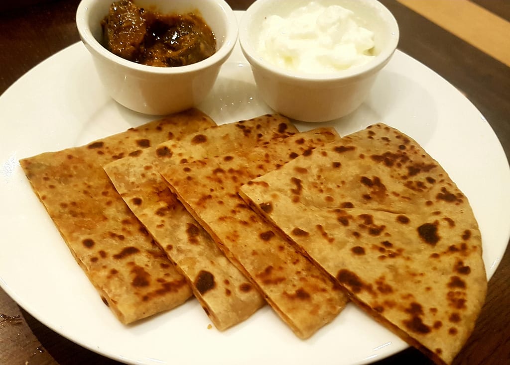 What to Eat with Paratha for Breakfast