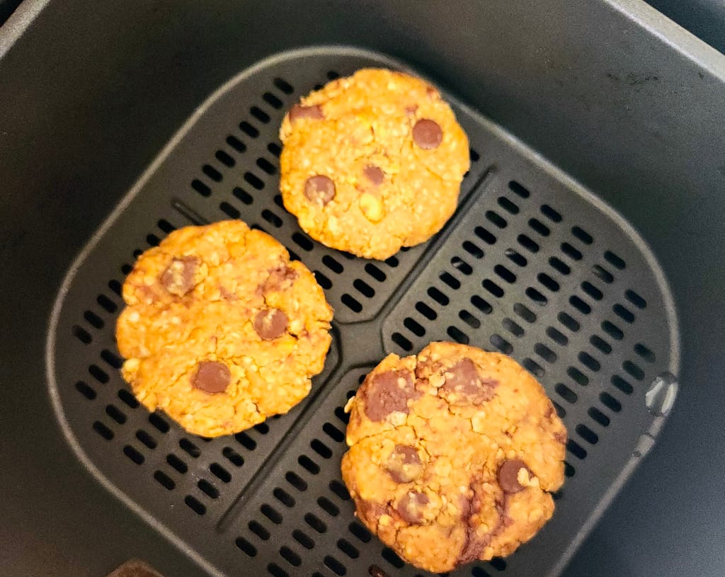 4 ingredients Air Fryer Oatmeal Cookies